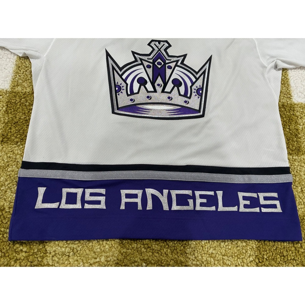 CCM Los Angeles Kings NHL Hockey Jersey White Purple Silver Crown Vintage L - Picture 5 of 10